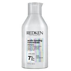 Redken Acidic Bonding Concentrate Shampoo - Шампунь для восстановления всех типов поврежденных волос 300 мл Redken (США) купить по цене 3 183 руб.